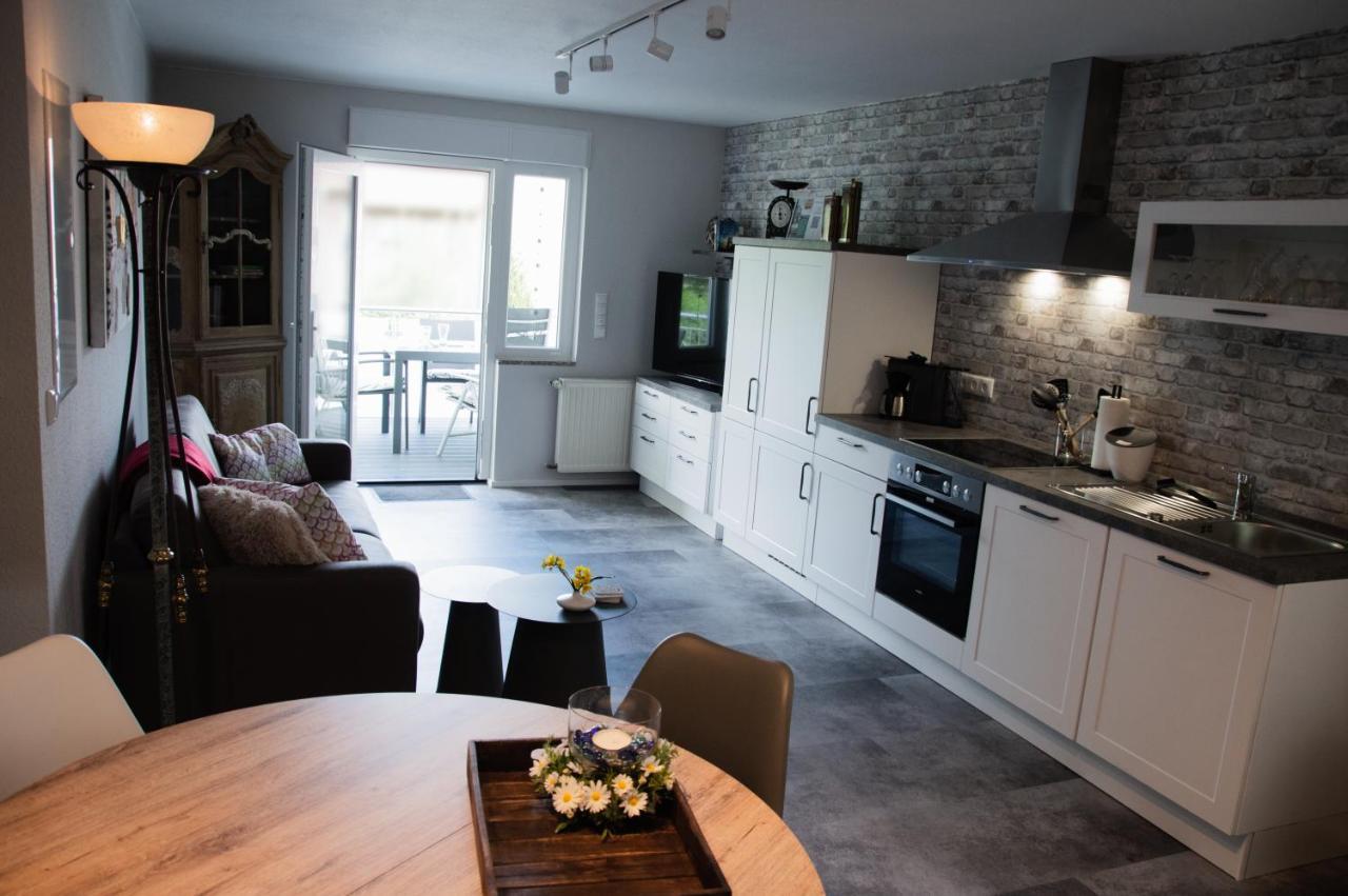 Naturnahe Schoene Neu Gestaltete Ferienwohnung Вюрзелен Екстер'єр фото